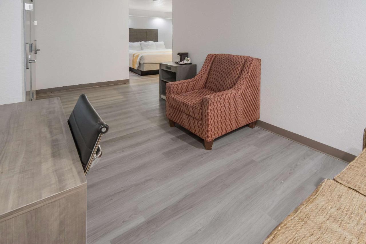 Quality Inn & Suites Richardson-Dallas Eksteriør bilde
